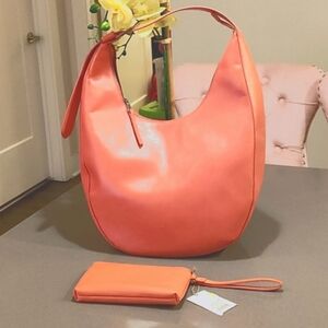 Universal Threads Apricot Shoulder Bag with Matching Wristlet